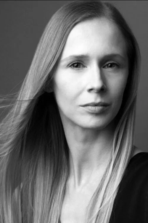 Stina Quagebeur profile