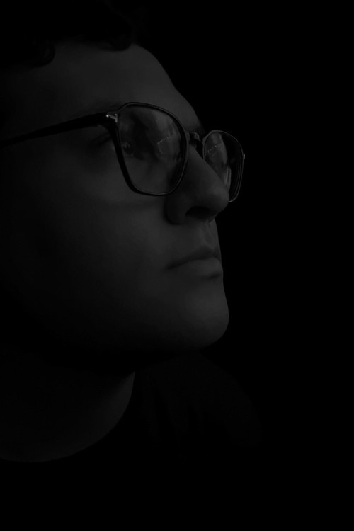 Alexander  Grey profile