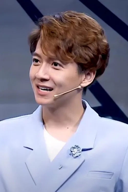 Ngô Kiến Huy profile