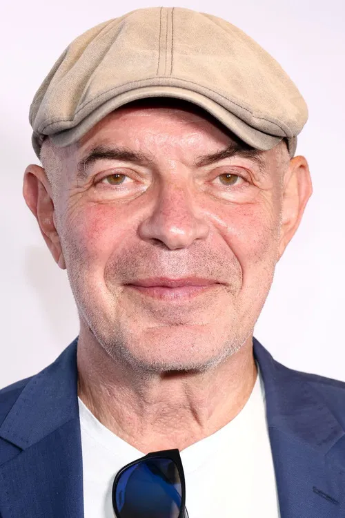 Alexander Gruszynski profile