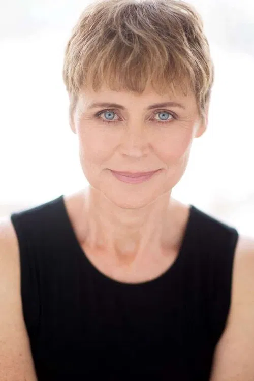 Nikki Coghill profile