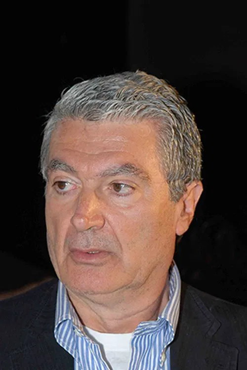 Rigas Axelos profile