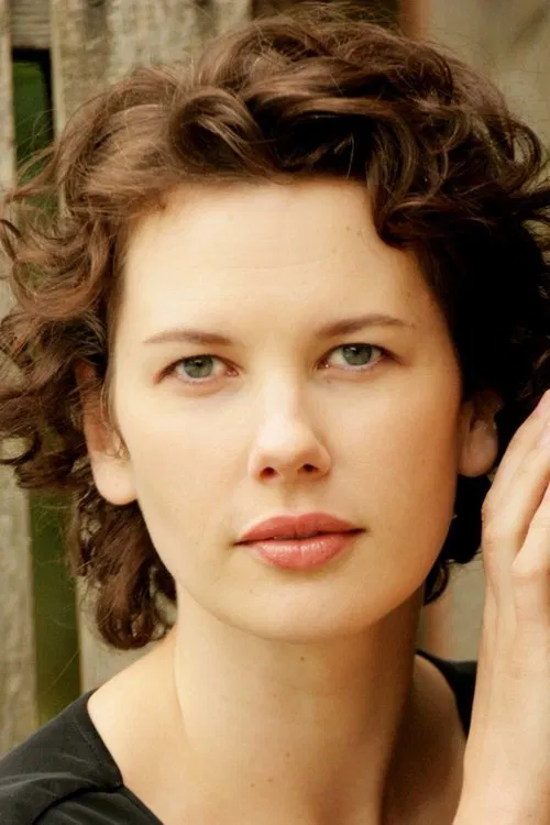 Tiffany Lyndall-Knight profile