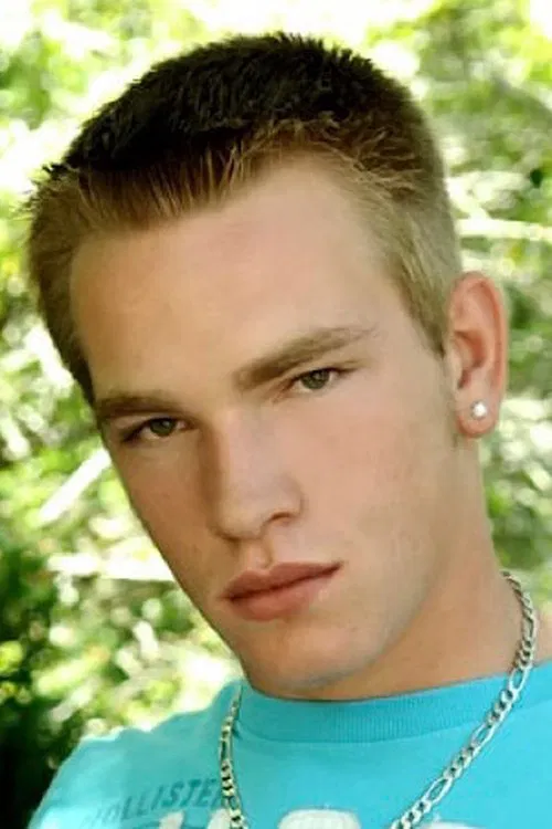 Aaron Skyline profile