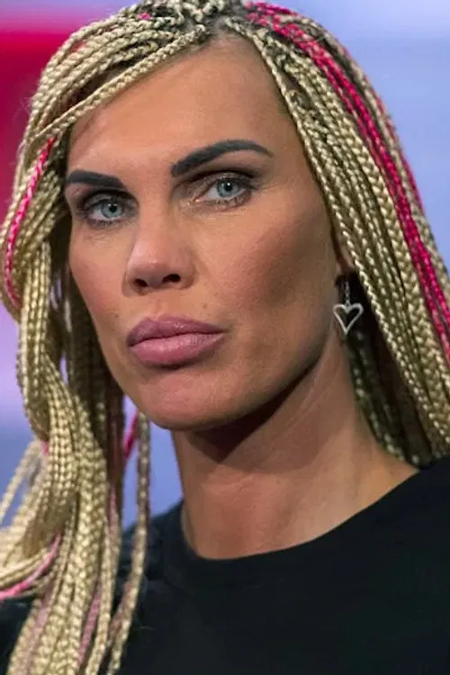 Mikaela Laurén profile