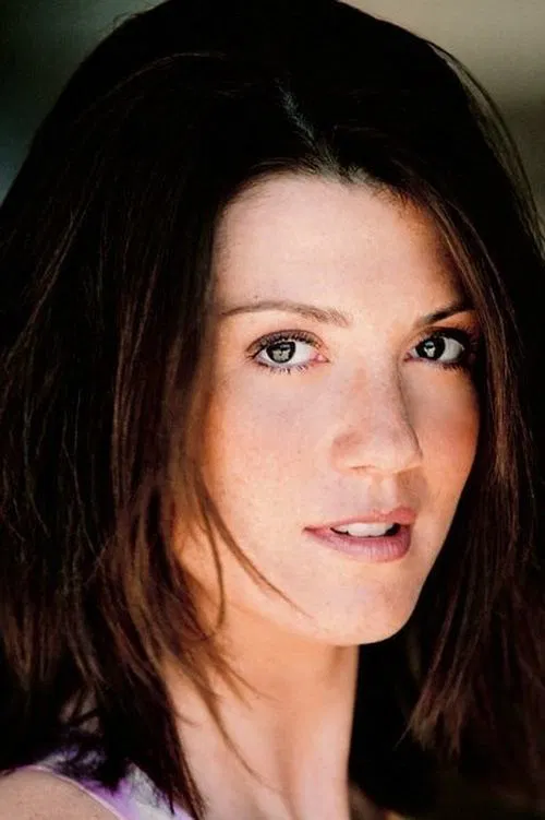 Zoe McLellan profile