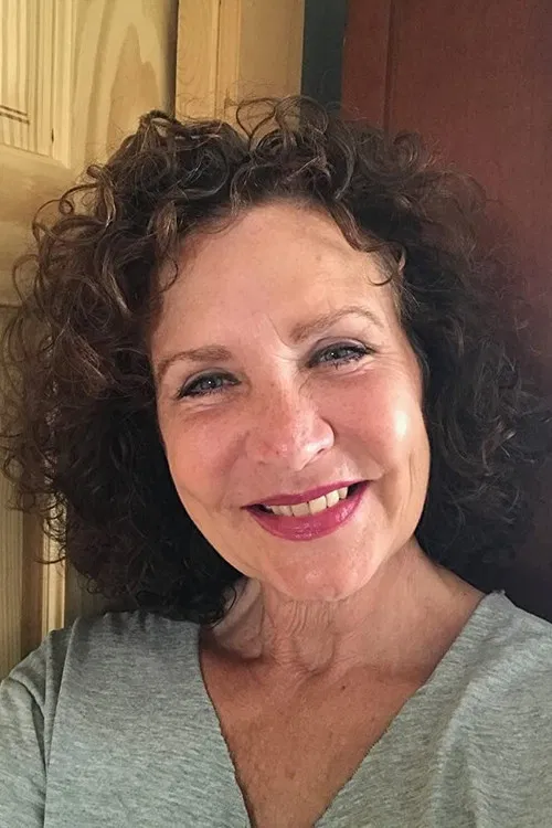 Christine Mitges profile