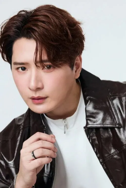 Perawat Sangpotirat profile