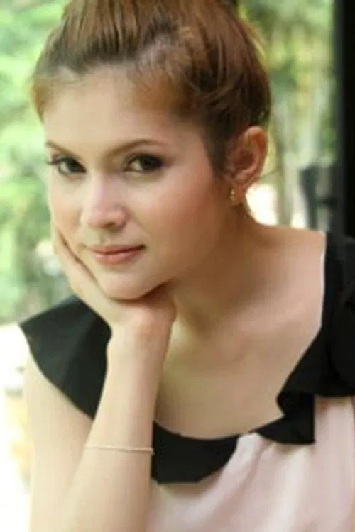 Annie Brooks profile