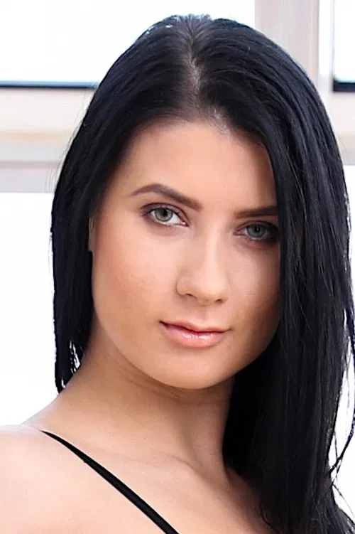 Nicole Black profile