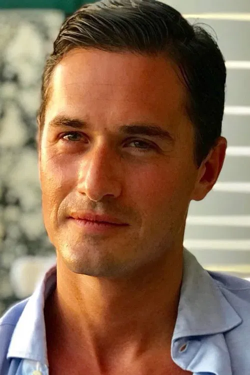 Charlie Siem profile