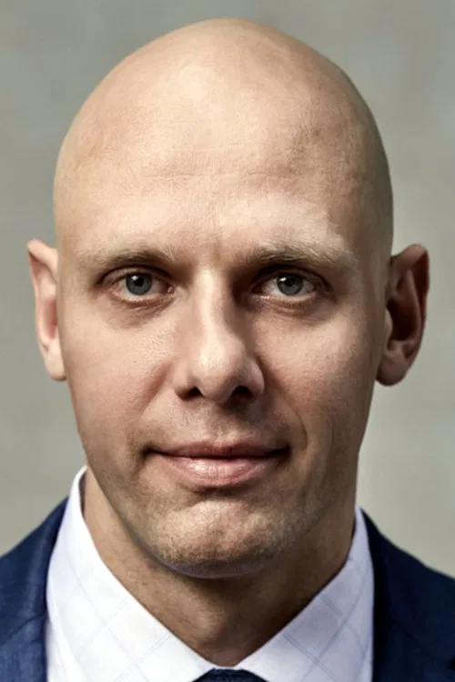 Michael Crowe profile