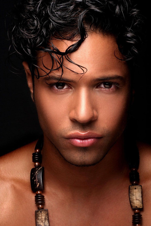 Angélico Vieira profile