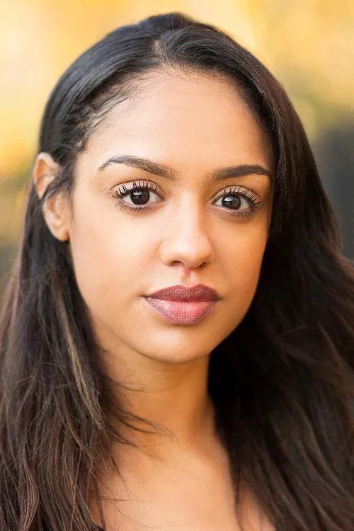 Sophia Leonie profile