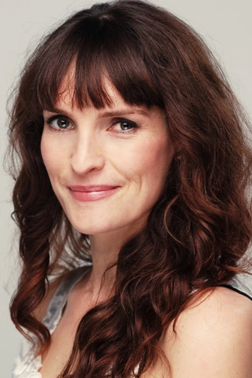 Anna Hewlett profile