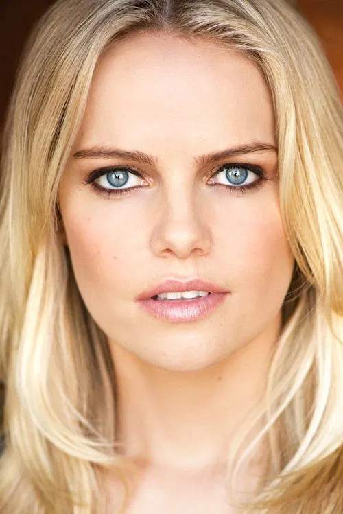 Mircea Monroe profile