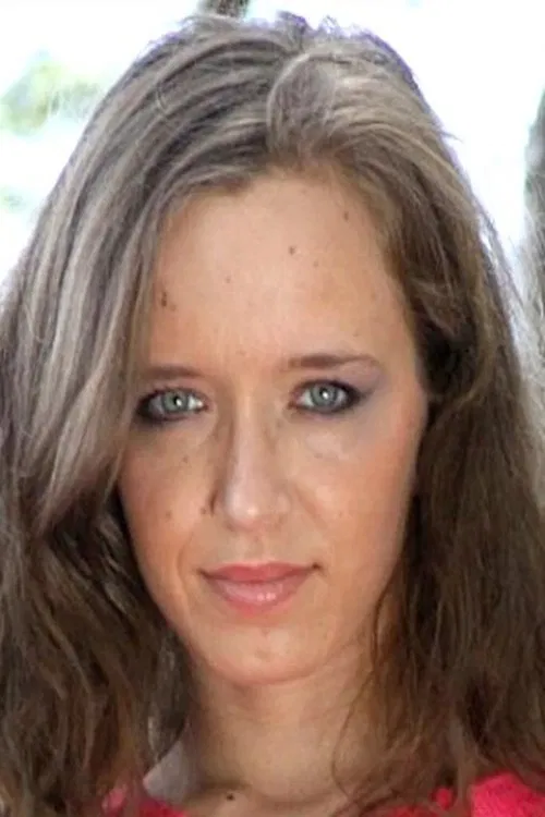 Lena Luminescente profile