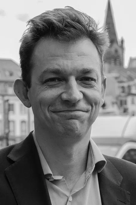 Renaud Dély profile