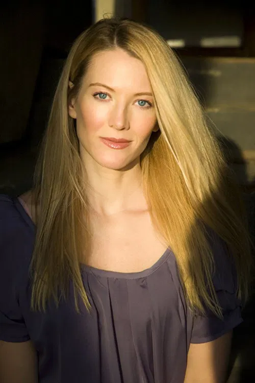 Julianna Robinson profile