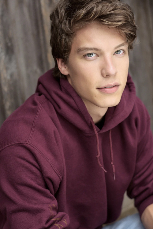 Justin Derickson profile