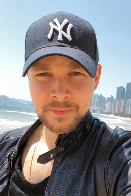 Hervé Demers profile