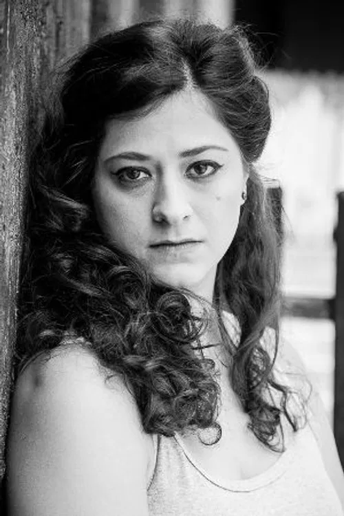 Juliana Campos profile