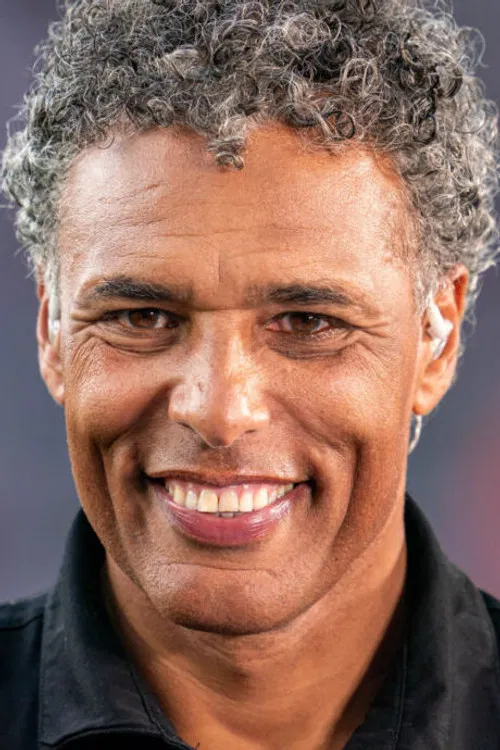 Pierre van Hooijdonk profile