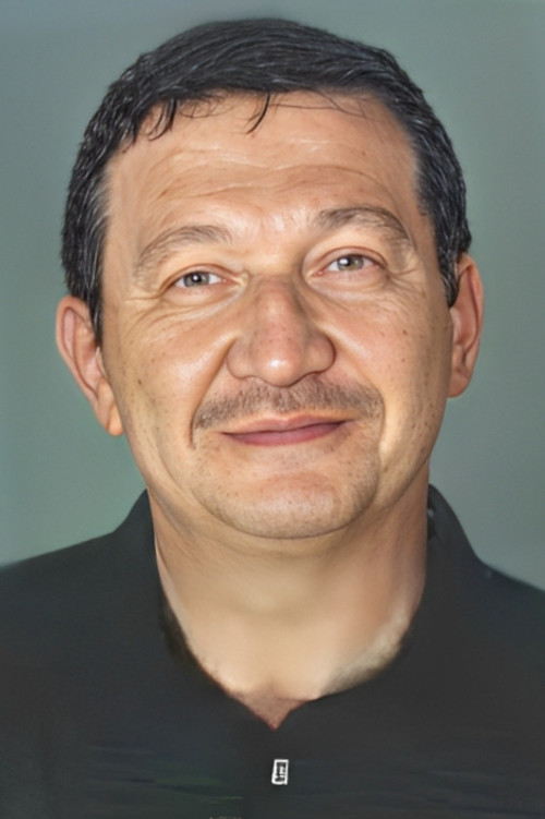 Mete Dönmezer profile