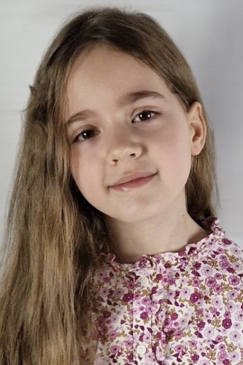 Elena Sophia Senise profile