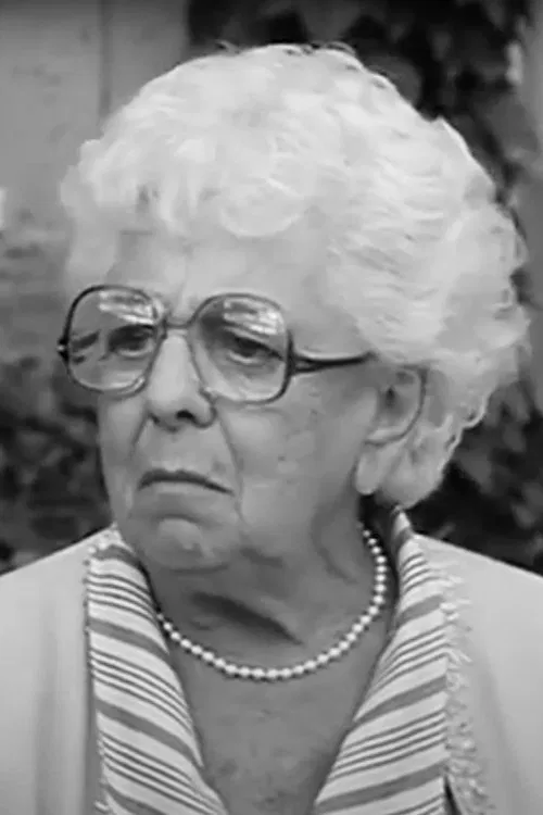 Enid Saunders profile