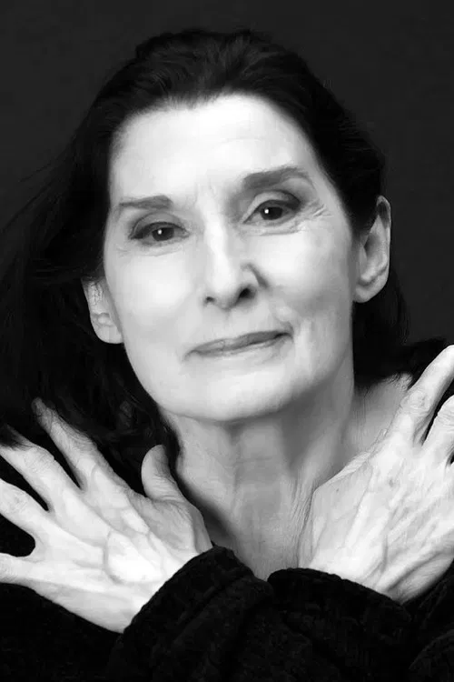 Teresa Mónica profile