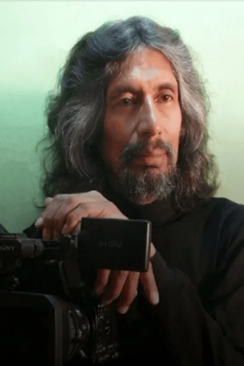 Lalo Parra Bello profile