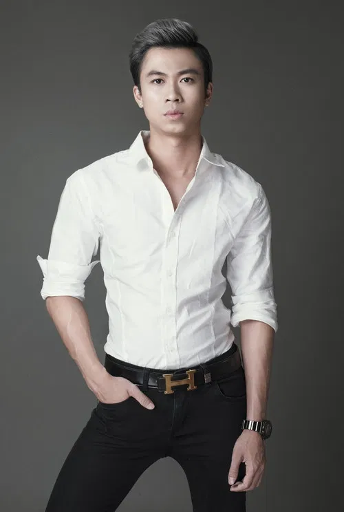 Hồ Việt Trung profile