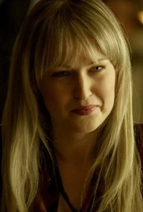 Irena Angeloutsa profile