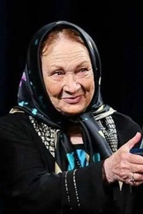 Pari Amir Hamze profile