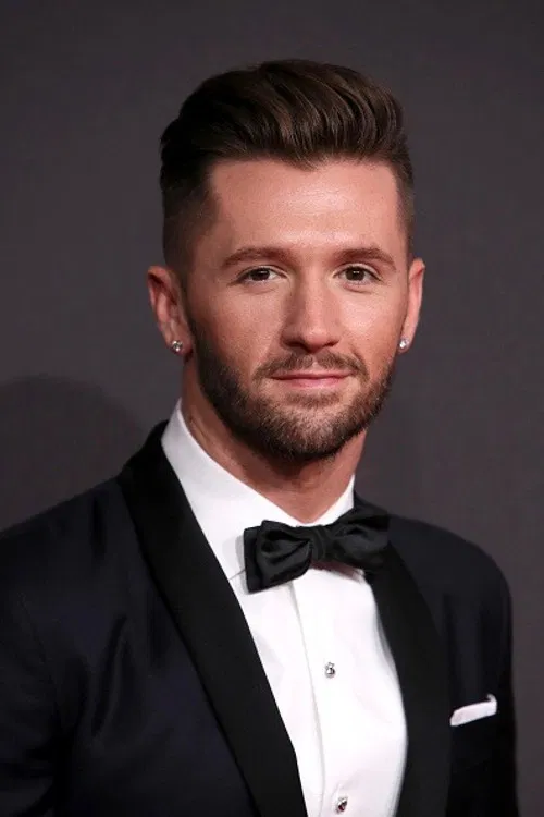 Travis Wall profile