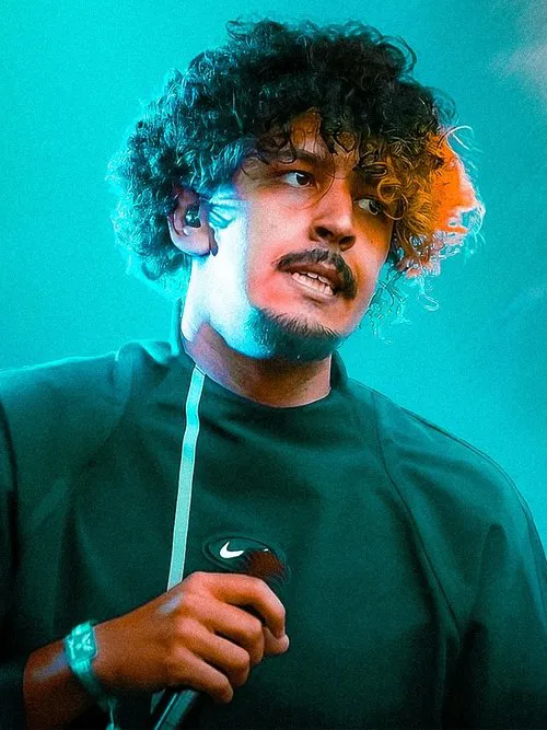 Khali, La Nouvelle VOIX du Rap Français ! ( documentaire ) poster