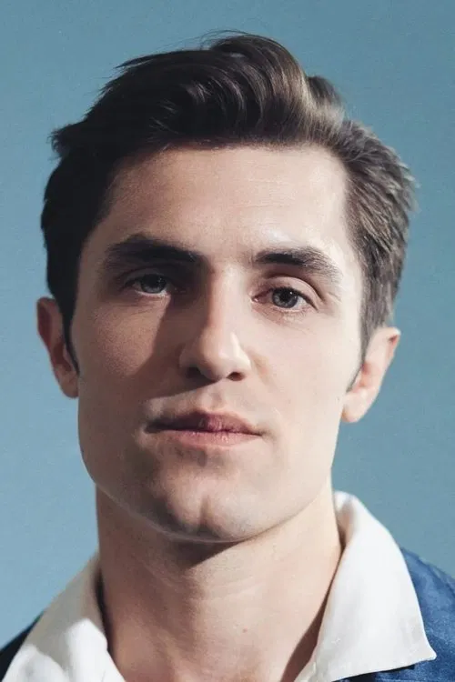 Phil Dunster profile