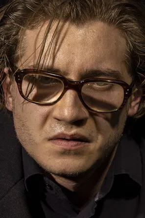 Bence Szécsi profile