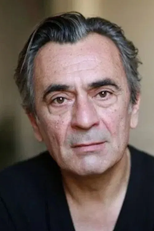 Michel Bompoil profile