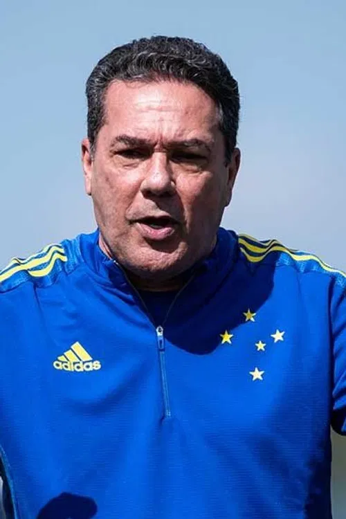 Vanderlei Luxemburgo profile