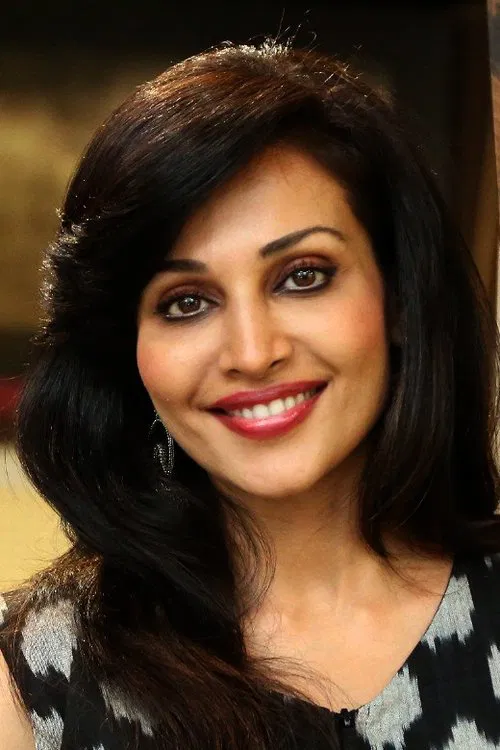 Flora Saini profile