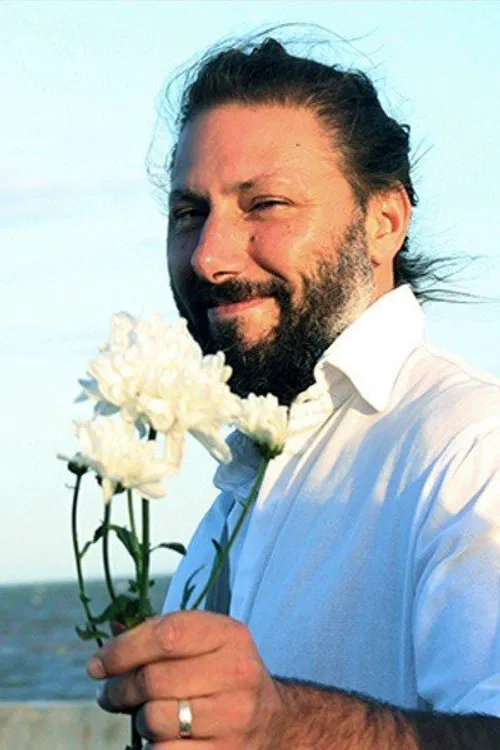 Emiliano Mazza De Luca profile