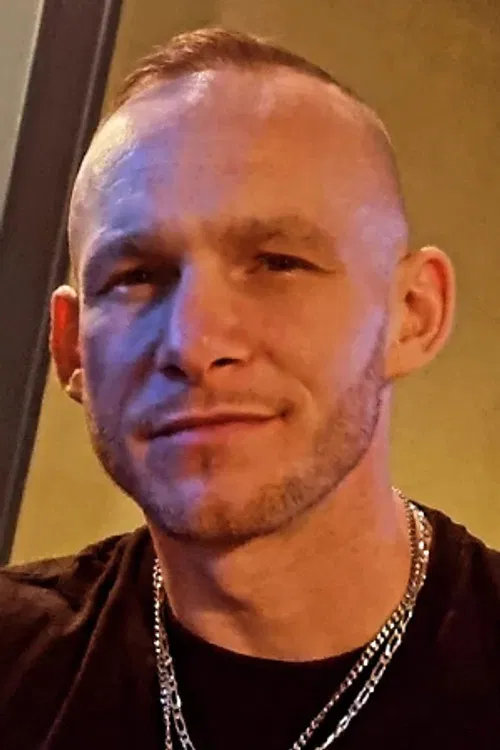 Remi Scholer profile