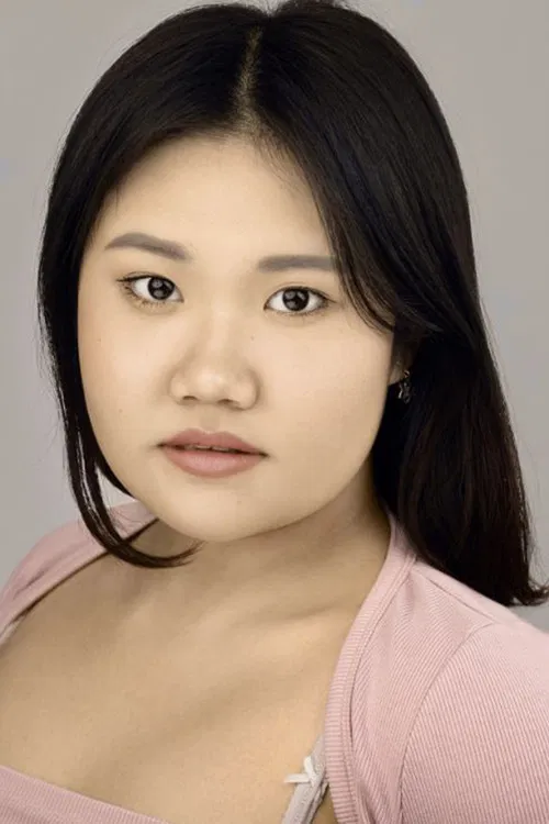 Juné Tiamatakorn profile