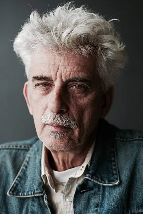 Robert Amico profile