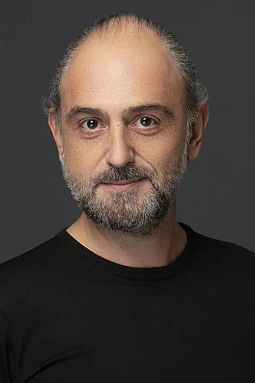 Güçlü Yalçıner profile