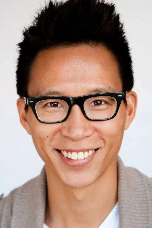 Chris Dinh profile
