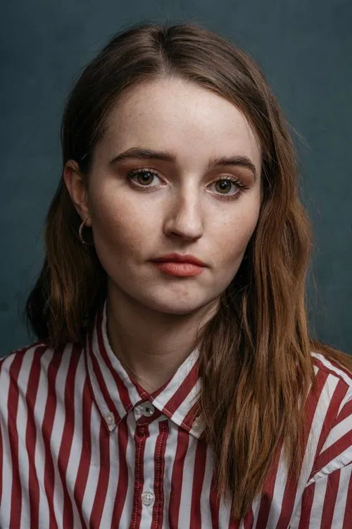 Kaitlyn Dever profile