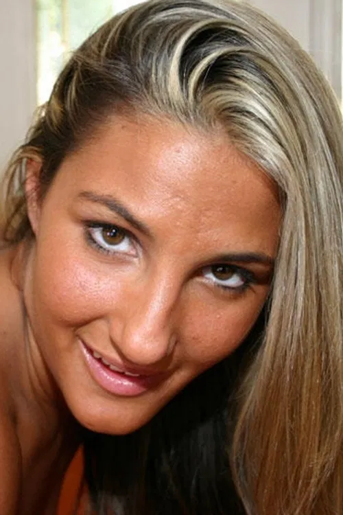 Alicia Daniels profile